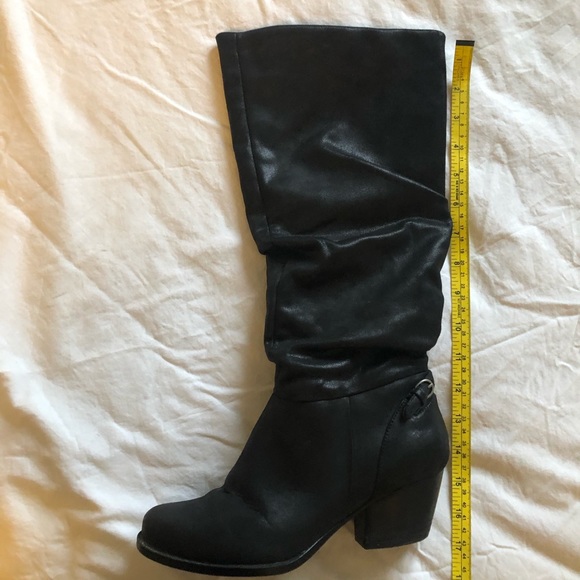 Black Under the Knee Boots - Picture 5 of 6